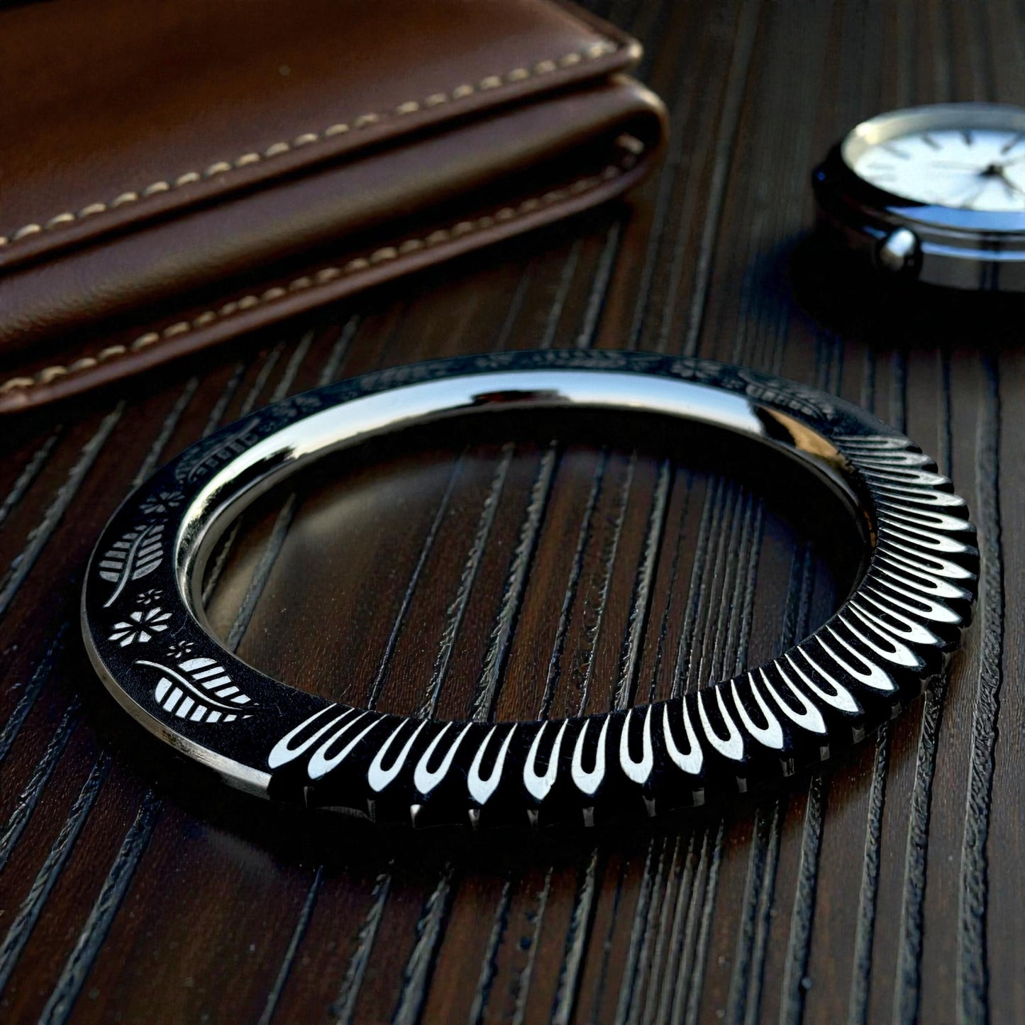Spiked Leafy Kada